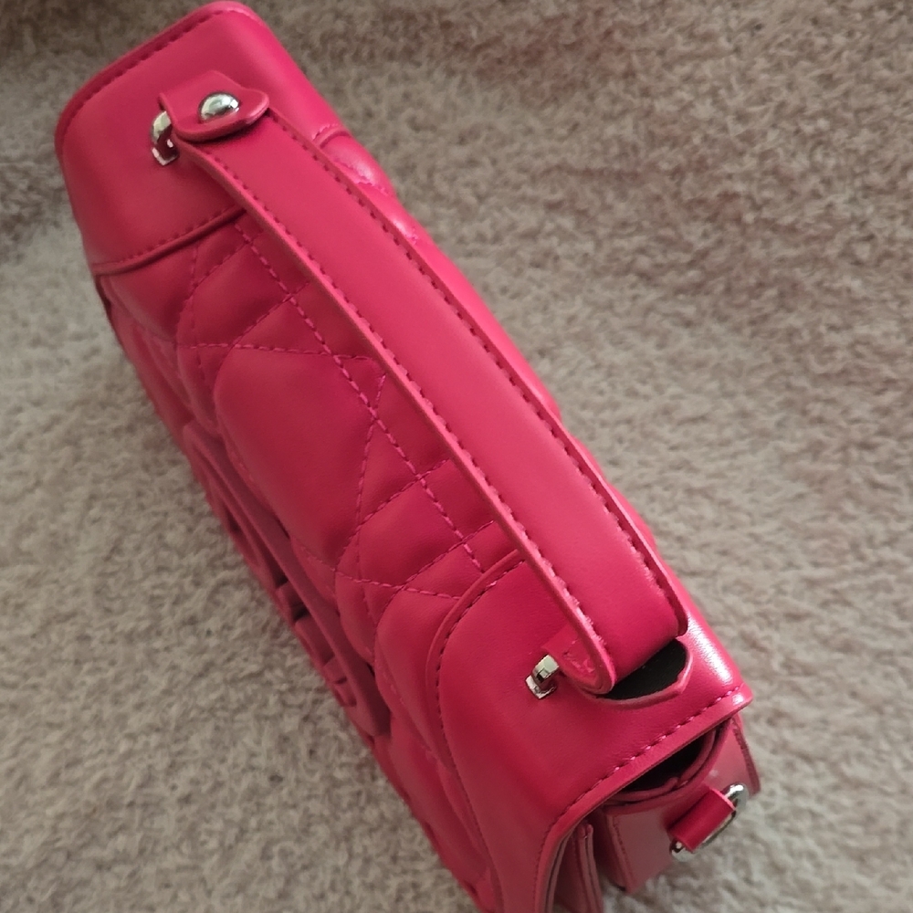 :FIRM: Hot Pink Quilted Crossbody Bag - Picture 12 of 12